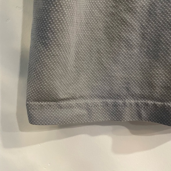 Van Heusen polo golf shirt - Picture 4 of 4